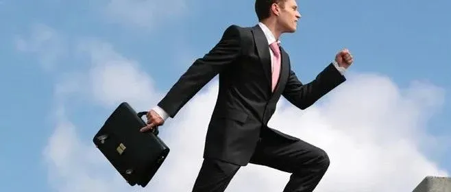 提供给客户的是价值，而不是低价。