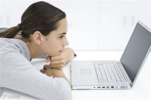 外贸业务员需要灵活应用的三大套路