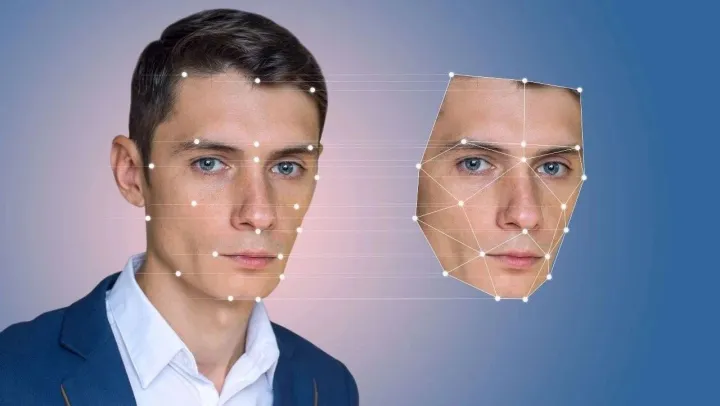 世界上最大的生物识别系统应该上区块链吗？