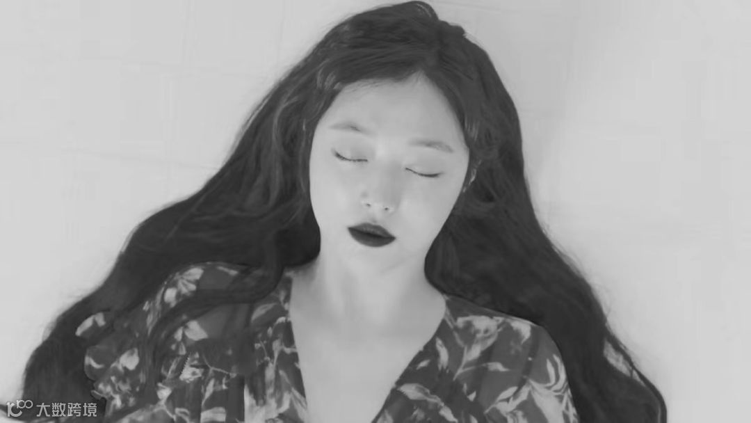 崔雪莉自杀背后,是高速工业化的韩国娱乐