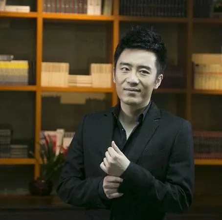 聚美优品再度开启私有化，曾被奚落“陈七块”的陈欧要转移战场了