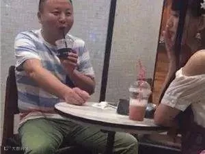 区块链狂热，抖音崛起，霍金去世：身处下半场的2018上半年 | 年中盘点