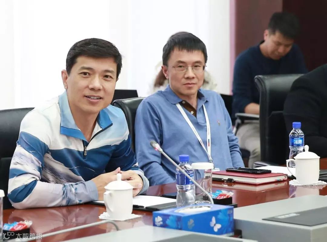 区块链狂热,抖音崛起,霍金去世:身处下半场的2018上半年 | 年中盘点