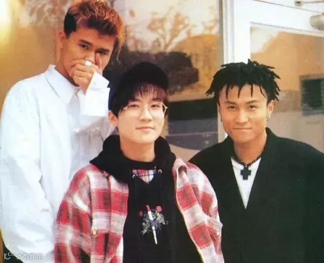 崔雪莉自杀背后，是高速工业化的韩国娱乐