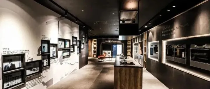 和高端电器品牌共舞，红星美凯龙收获时间的玫瑰