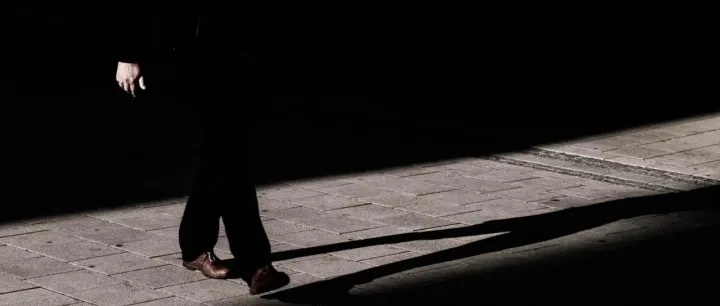 揭秘外教产业链：游走在灰色地带的平衡游戏