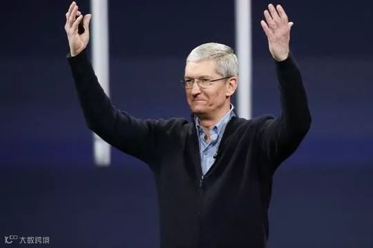 苹果不红了:iPhone销售不力,20年来第一次下调业绩预期