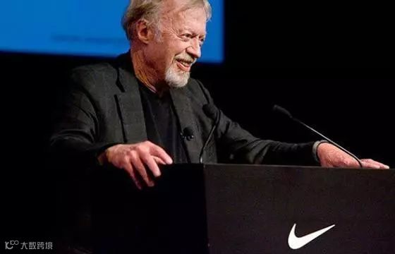 从负债累累的球鞋代理到千亿市值体育帝国，Nike如何草根逆袭 | 深读