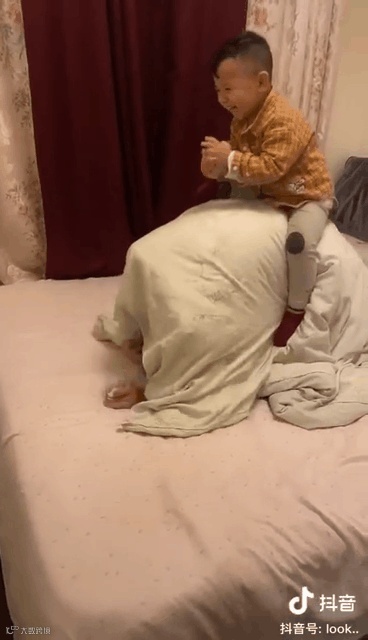 在抖音，我们度过了一个怎样的春节？