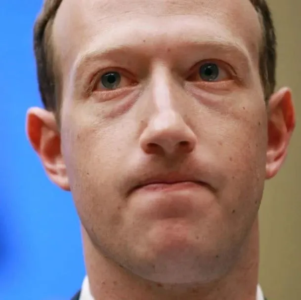 广告业务承压，舆论阴云笼罩，元宇宙难救Facebook