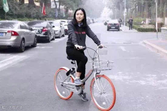 区块链狂热，抖音崛起，霍金去世：身处下半场的2018上半年 | 年中盘点