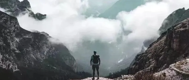 需求分散、流失率高、线上线下流转不连贯：是时候向「经营」要线索了