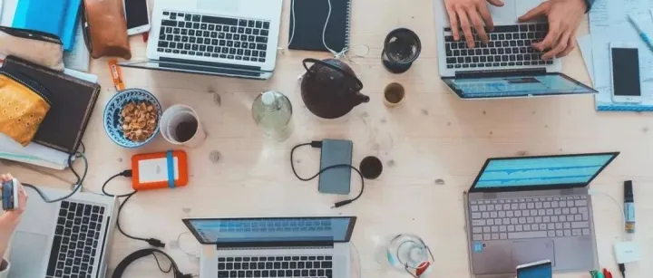 这也能赚钱？揭秘00后大学生们的第一桶金