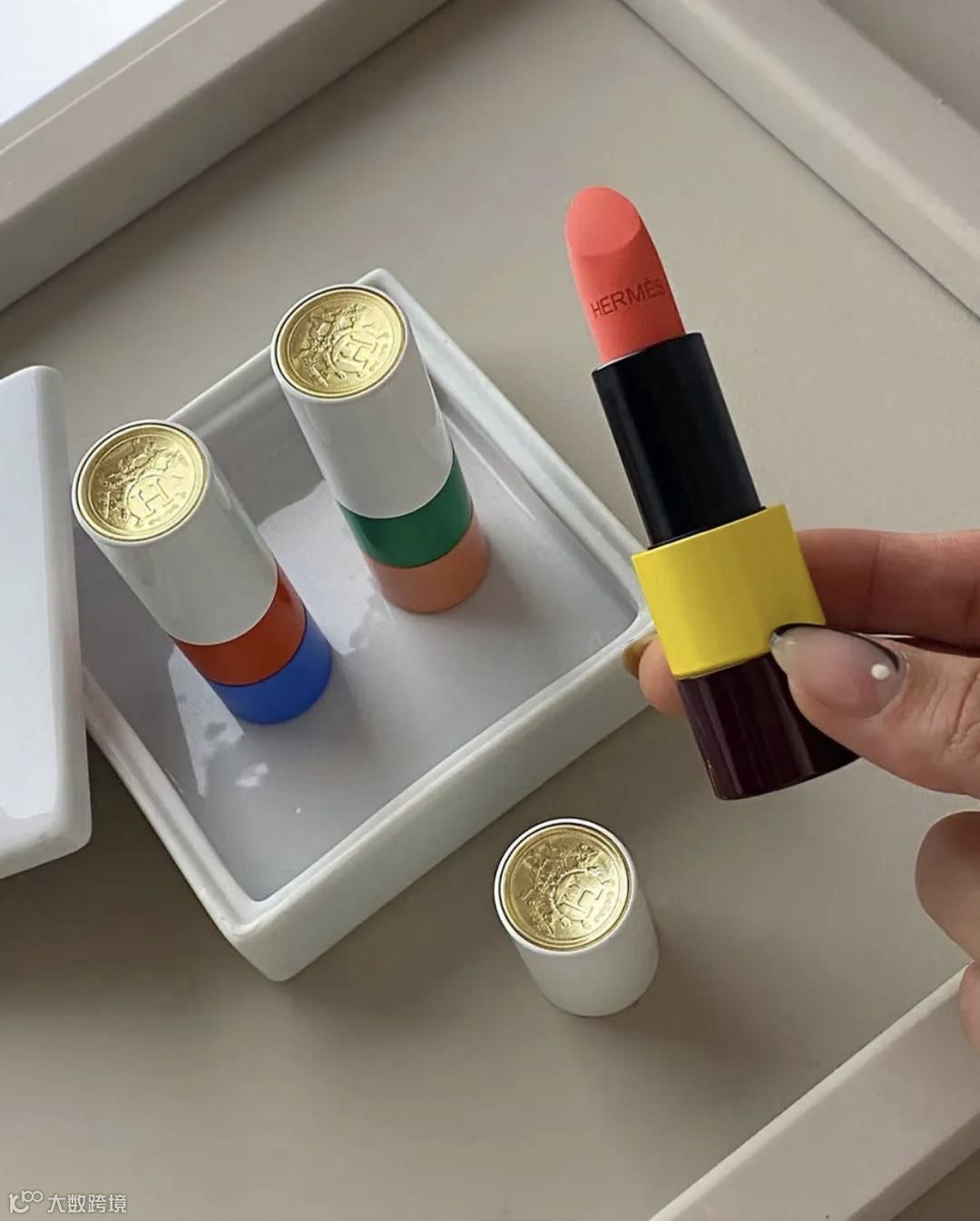 爱马仕发售口红,帮年轻人实现奢侈品自由?