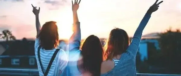 BM、Bearbrick、密逃、百景图：你根本不懂年轻人