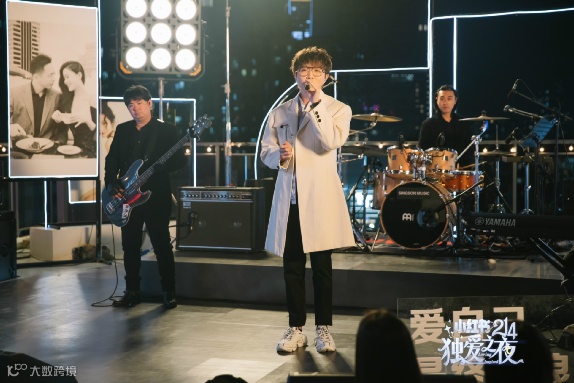 晚会营销“军备竞赛”，小红书的另类突围之道