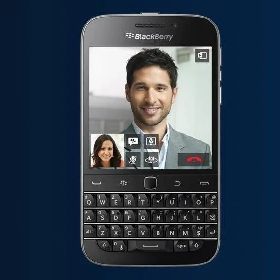 再见黑莓手机，你好“黑莓汽车”