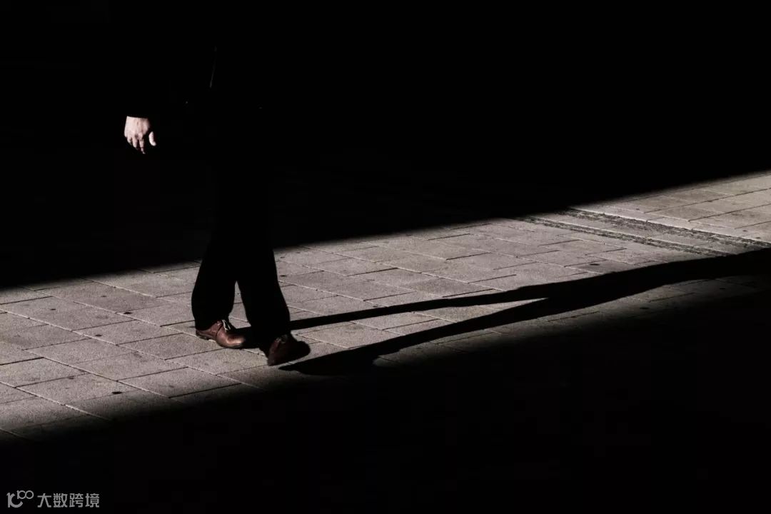 揭秘外教产业链：游走在灰色地带的平衡游戏