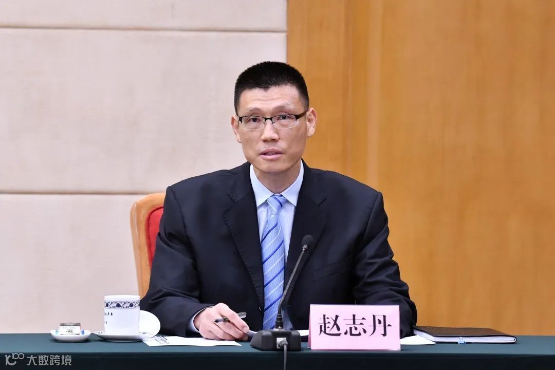 国家发展改革委举行上半年经济形势媒体吹风会