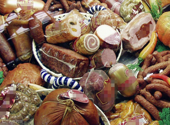 俄罗斯是一个怎样的国家呢?我们该怎么从中寻找商机呢?出口产品到俄罗斯的优势在哪呢?俄罗斯有什么产品可以进口到中国呢?