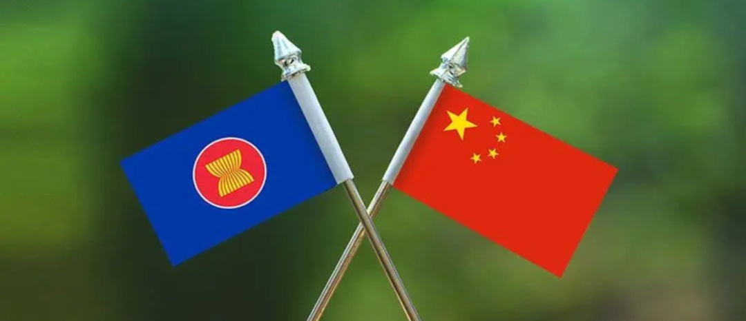 前8个月我国对东盟进出口增长一成