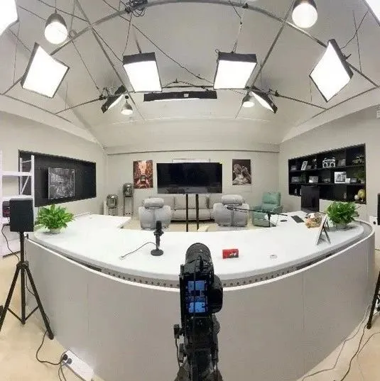 直播电商进入下半场：新常态是店播，强化内容能力是未来重点