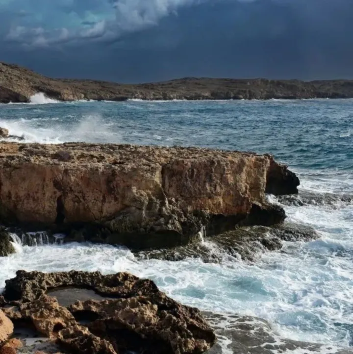 以平常心看待人民币汇率“破7”