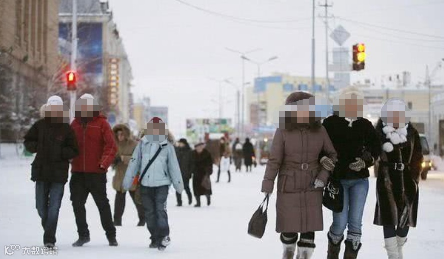 俄罗斯是一个怎样的国家呢?我们该怎么从中寻找商机呢?出口产品到俄罗斯的优势在哪呢?俄罗斯有什么产品可以进口到中国呢?