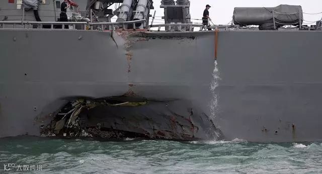 这个周末不太平，驳船事故致31集装箱落水！美驱逐舰再次发生撞船事故！！