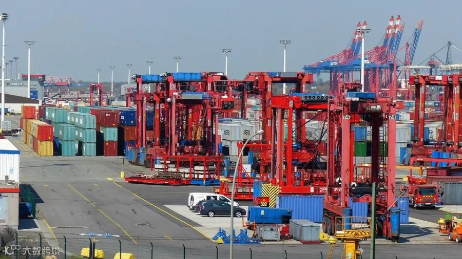海运费大幅下滑!美西、美东狂跌!预计欧线将下跌超70%?