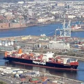 谈判破裂，德国主要海港码头工人罢工升级，港口作业暂停！