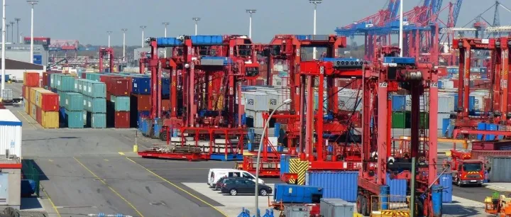 美元短缺，这两国企业面临信用证开立难问题！谨防拒付/收汇风险