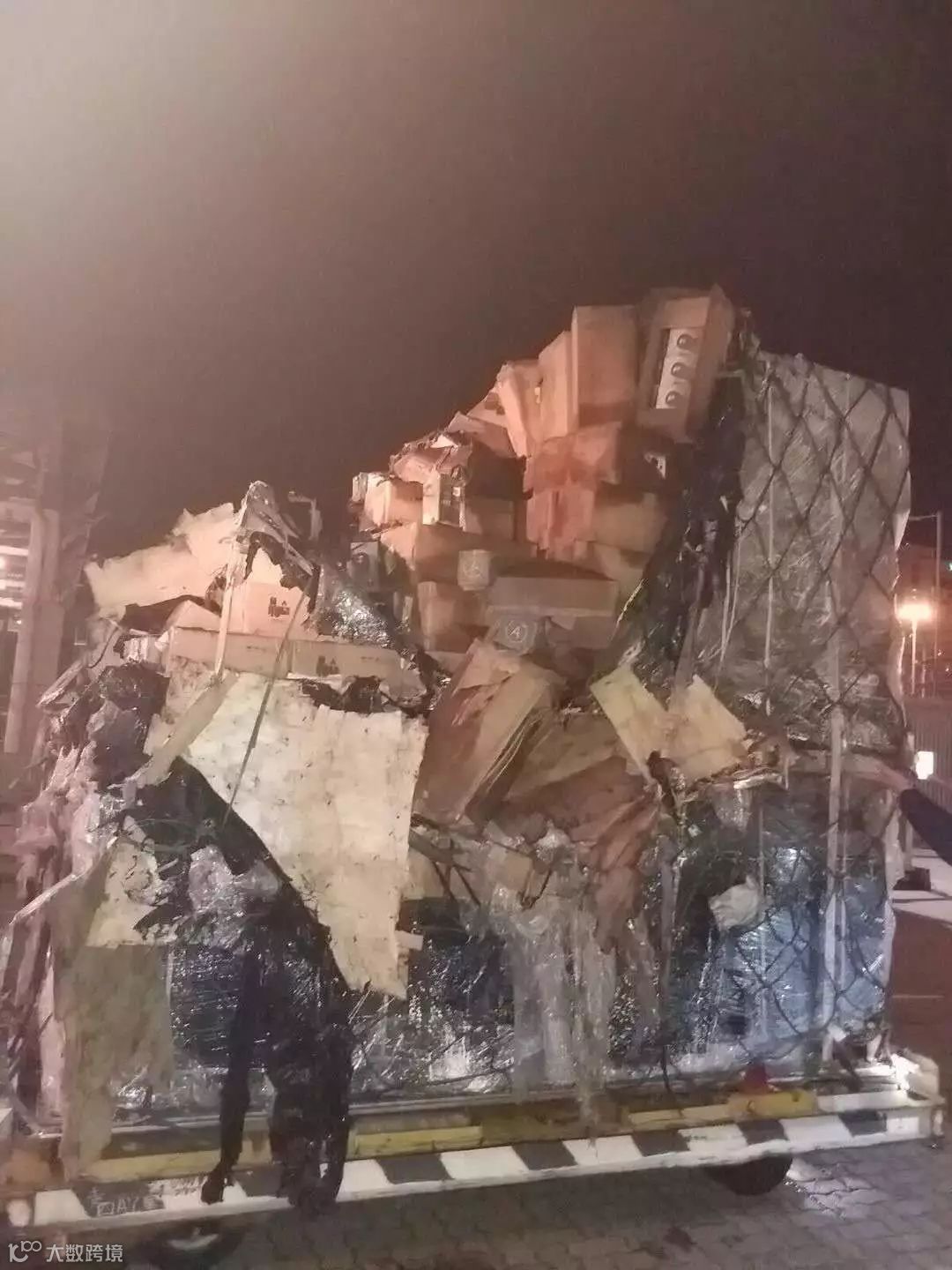 零容忍!深圳货柜爆炸起火事故后多家船公司发布危险品申报新规!瞒报错报将面临巨额罚款!