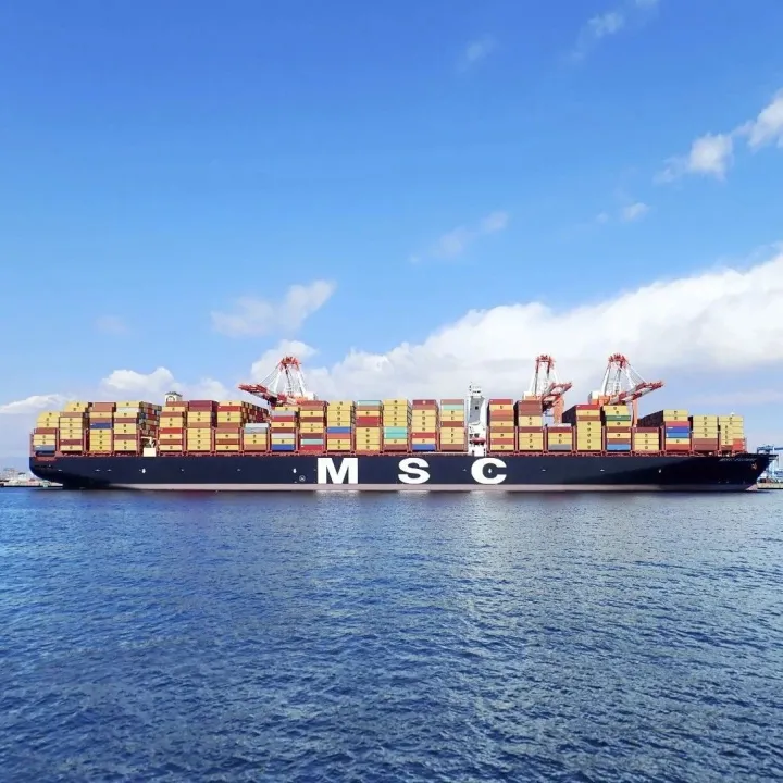 MSC升级和重新推出独立服务，扩大2M联盟之外的航运网络