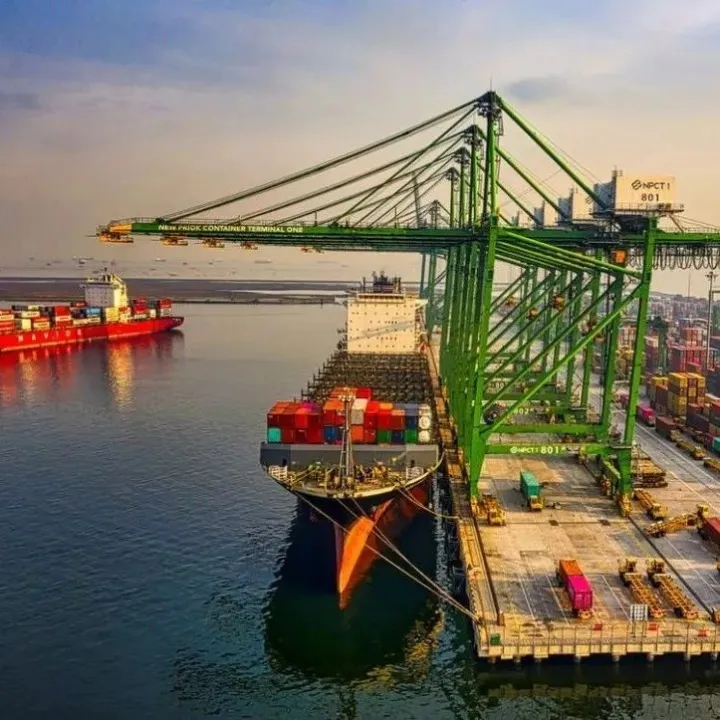 主要地区港口拥堵逐步缓解，美东港口情况仍在恶化