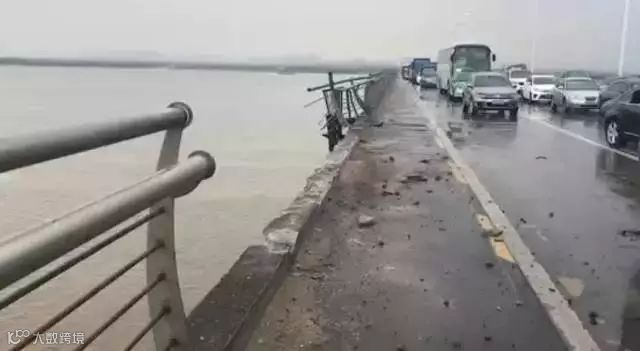 一日之内两起严重事故致两名拖车司机身亡,望广大货主多多理解,勿频繁催促司机!
