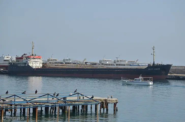 出口集装箱运输市场稳定,多数航线运价回落