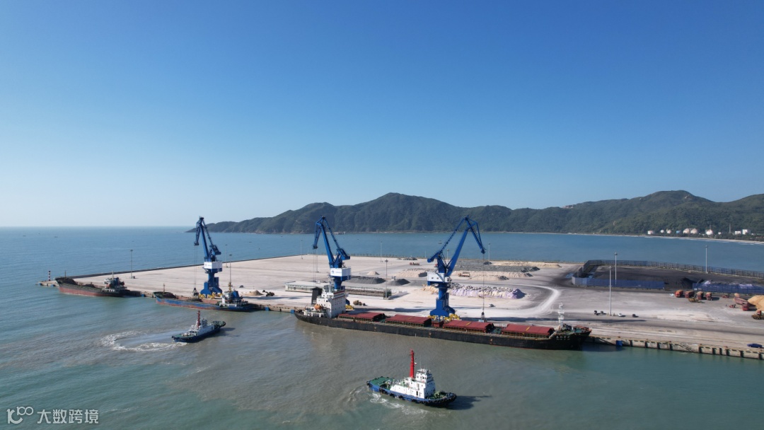 深圳新增一个外贸深水良港