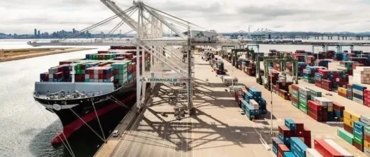 突发！美国奥克兰港突然罢工，多个集装箱码头关闭