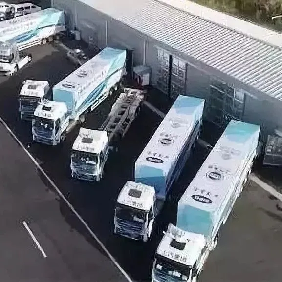 无人驾驶集装箱船尚未问世，但是无人自动驾驶集装箱卡车已在路上了