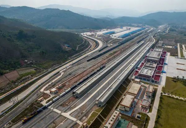 东南亚国家稳步推进铁路互联互通,续写“钢铁丝路”新篇章