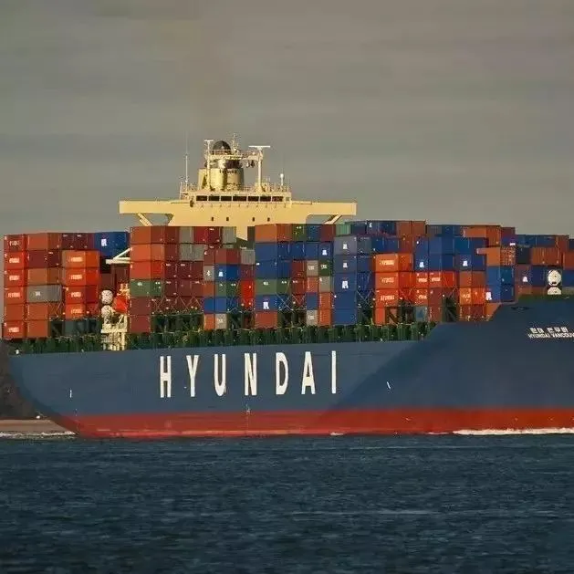 现代商船欲通过出售股票筹集资金建造新船及码头