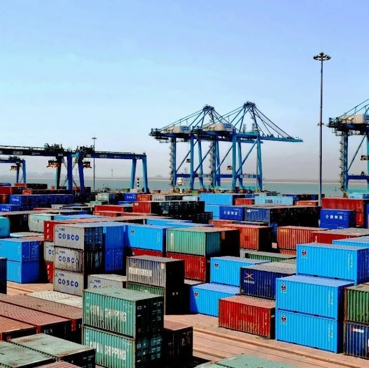 上半年全国港口货物吞吐量和外贸货物吞吐量保持增长：集装箱吞吐量预计完成1.2亿TEU