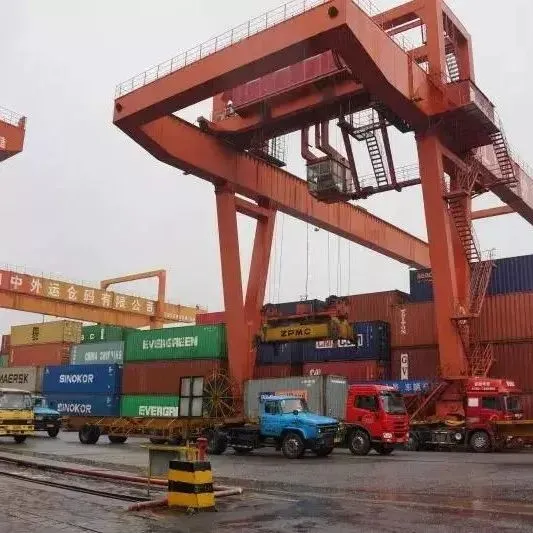 海关宣布通关时间缩短三分之一，你感觉到了吗？