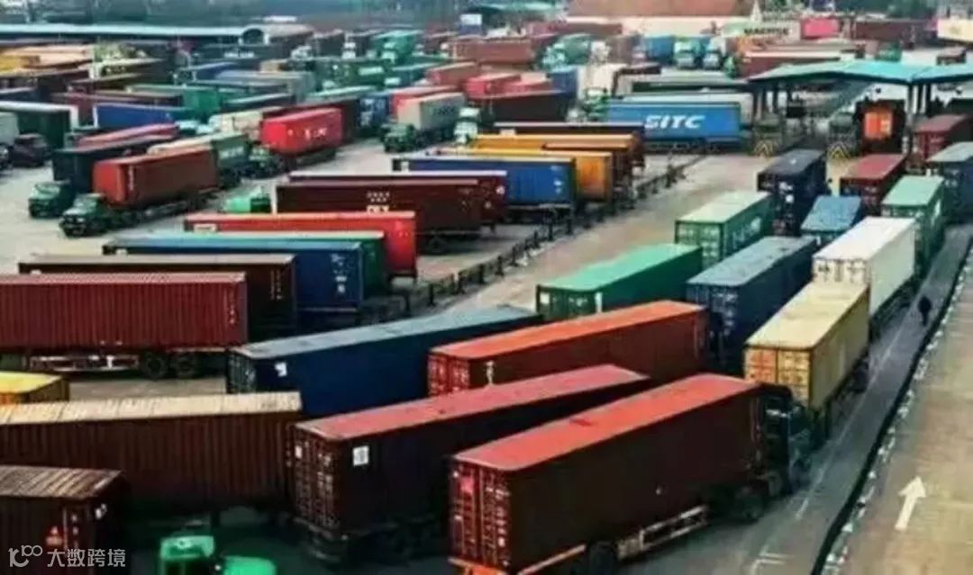 拥堵，大雾塞港，船期延误，爆仓拖车.........外贸和货代企业接下来几天要挺住！