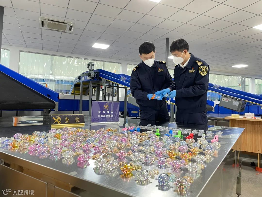 海关公布一批侵犯知识产权典型案例,上半年共扣留侵权嫌疑货物4527万件