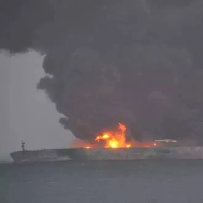东海事故追踪：油轮爆燃，发现1具遗体，专家解读事故影响