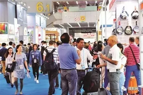 特朗普说要和中国打贸易战，美国商人表示：别管他，我要去下订单了