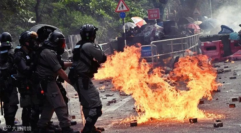 香港邮政总局服务暂停，相关货运交通受阻