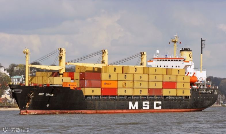 MSC旗下一集装箱船与海盗交火